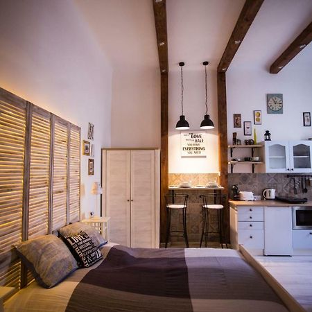 Izabella Vintage Style Appartement Boedapest Buitenkant foto