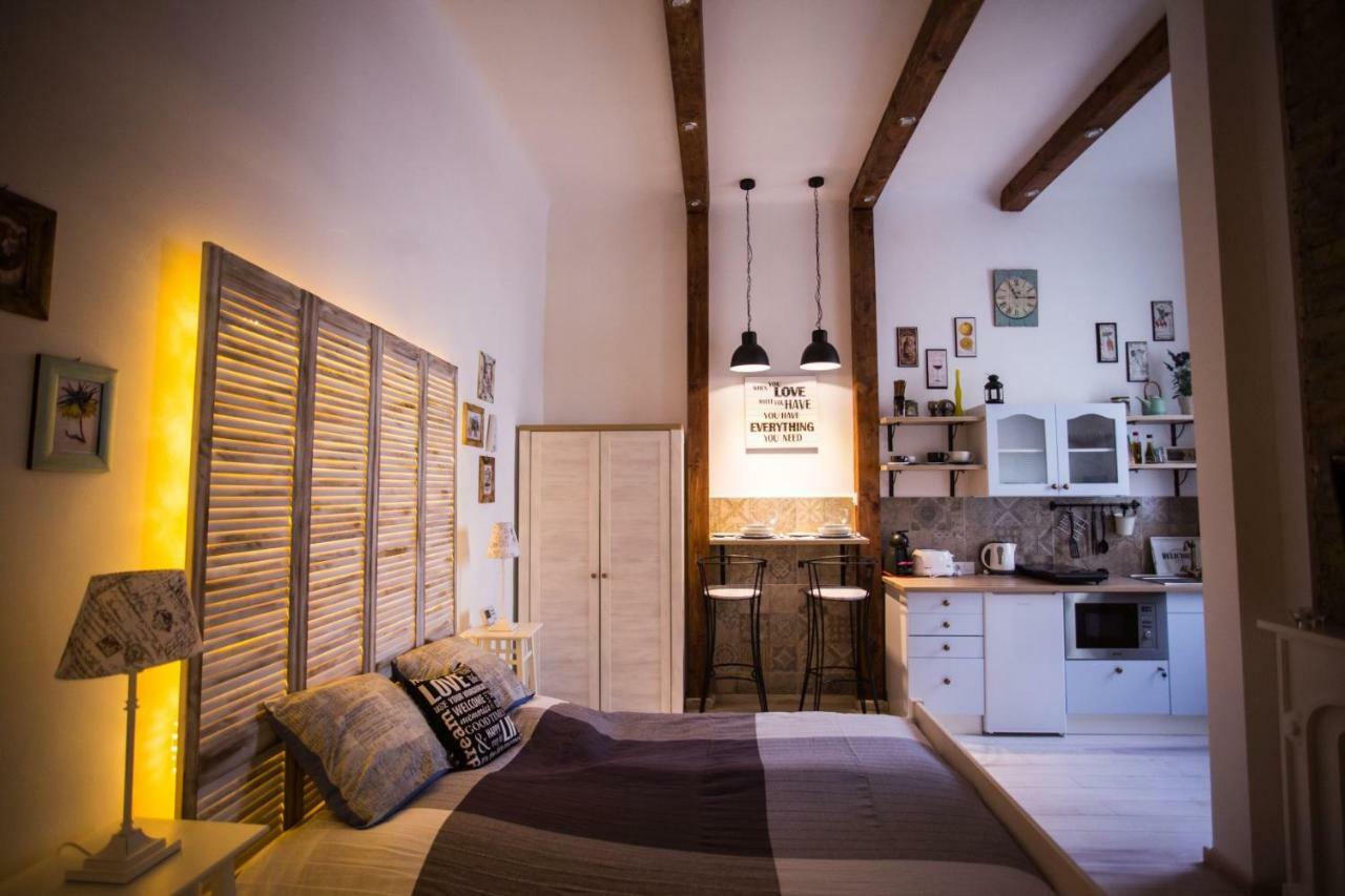 Izabella Vintage Style Appartement Boedapest Buitenkant foto