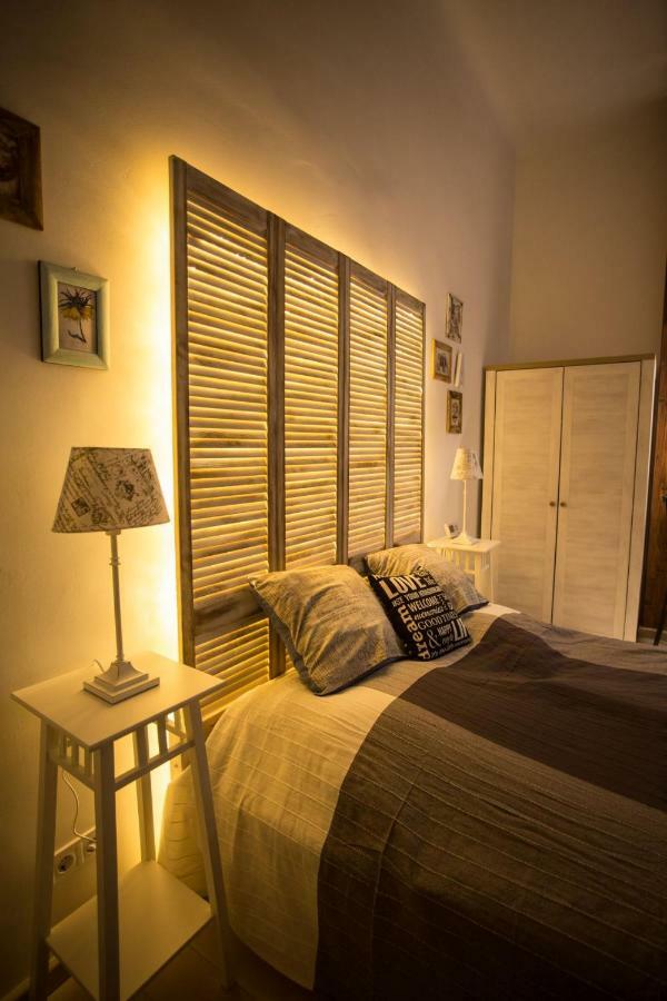 Izabella Vintage Style Appartement Boedapest Buitenkant foto